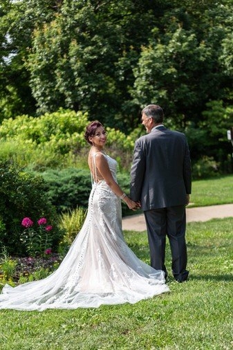 carousel-hero-element image-0