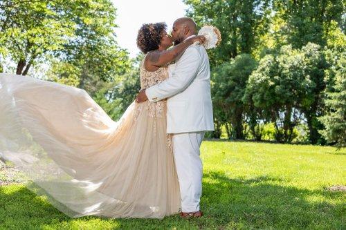 mobile - carousel-hero-element image-0